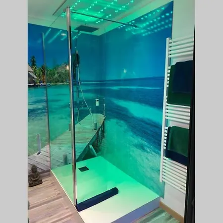 Semesterbostad L'arret De Bus 2 Insolite & Spa