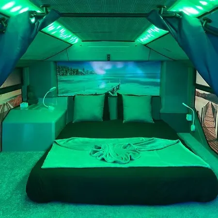 L'arret De Bus 2 Insolite & Spa Berck