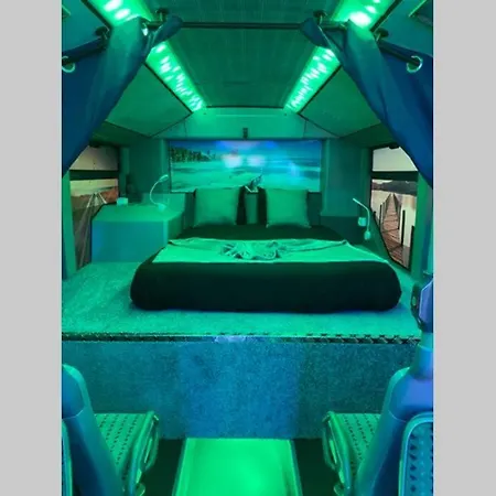 L'arret De Bus 2 Insolite & Spa