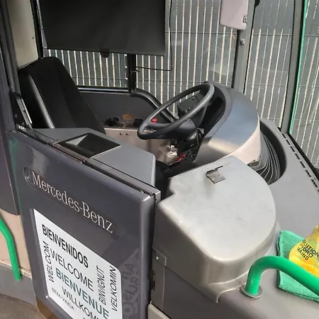 L'arret De Bus 2 Insolite & Spa