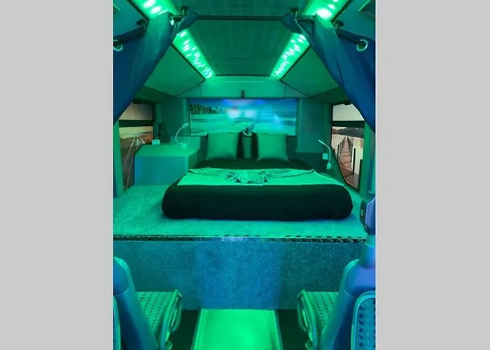 L'arret De Bus 2 Insolite & Spa